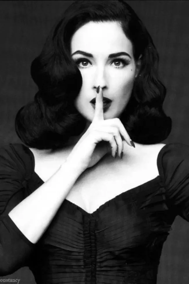 Ню #ЧерноБелое, Черно белое Ню #ЧерноБелое, Черно белое