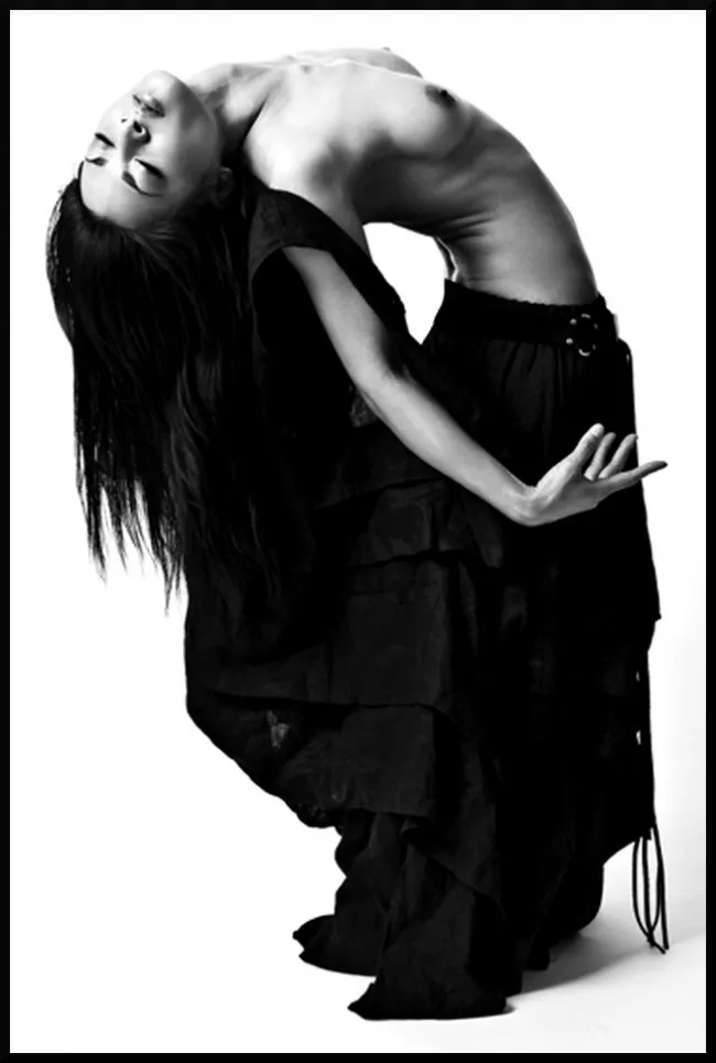 Ню #ЧерноБелое, ЧерноБелое