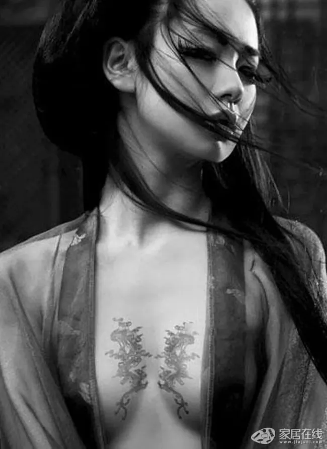 Ню ЧерноБелое, Черно белое