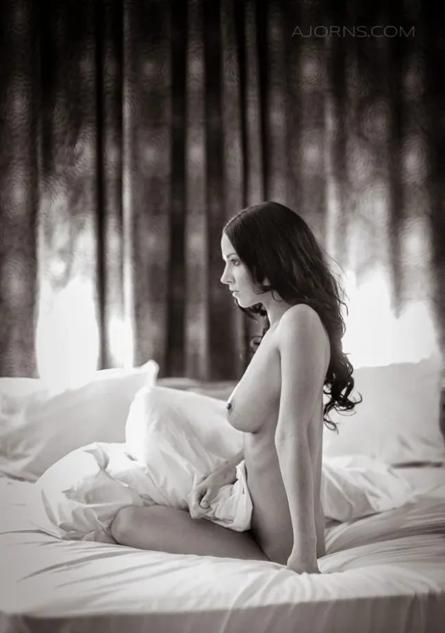 Ню #ЧерноБелое, Черно белое