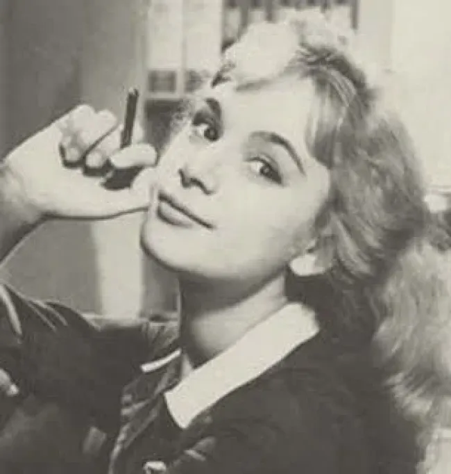 Ню :
#ЧерноБелое @, Черно белое