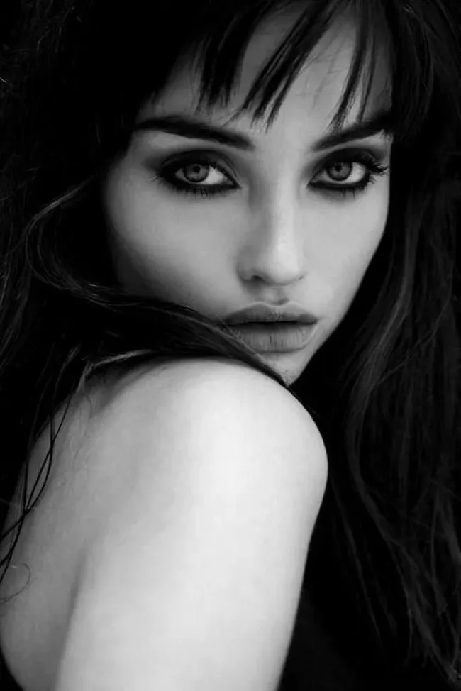 Ню #ЧерноБелое #глаза #поцелуй #секси #горячее, глаза, поцелуй, горячее, ЧерноБелое, секси