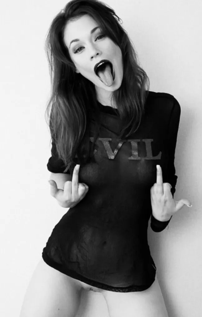 Ню ЧерноБелое , маленькиесиськи, круглые, маленькиесиськи Ню ЧерноБелое , маленькиесиськи, круглые, маленькиесиськи