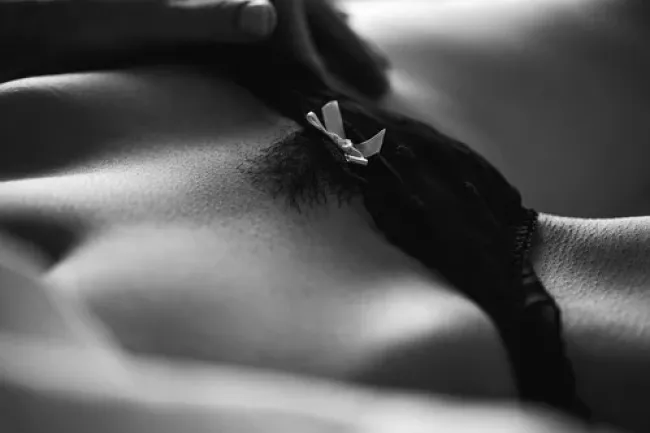 Ню #идеальные, Черно белое