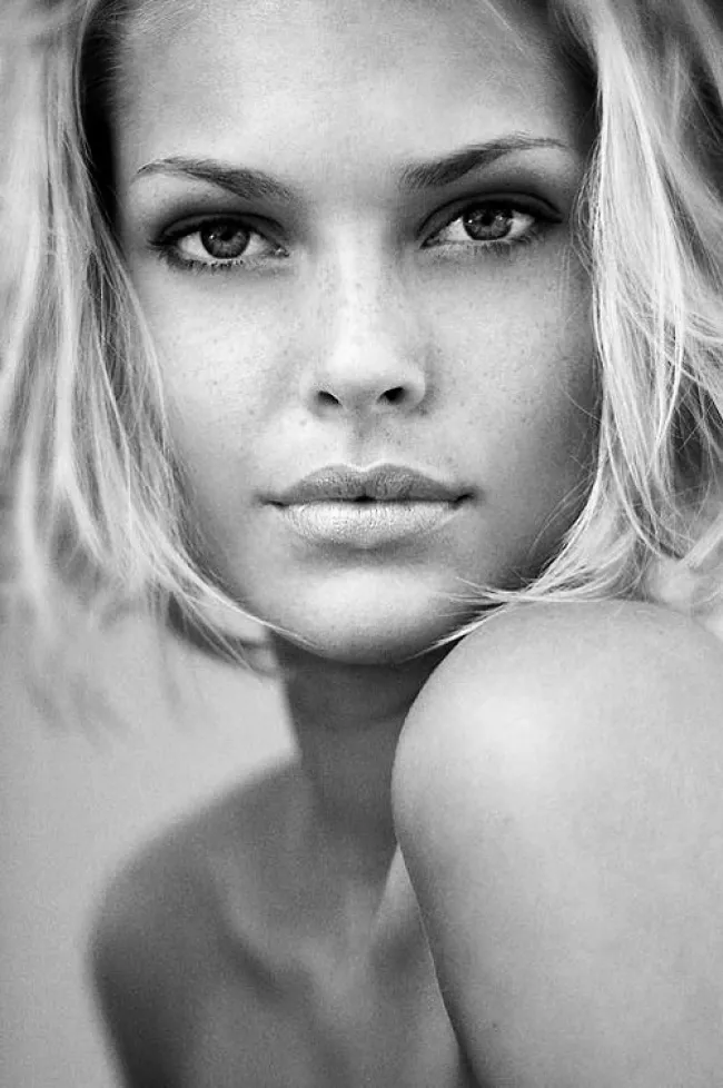 Ню #идеальные, глаза Ню #идеальные, глаза