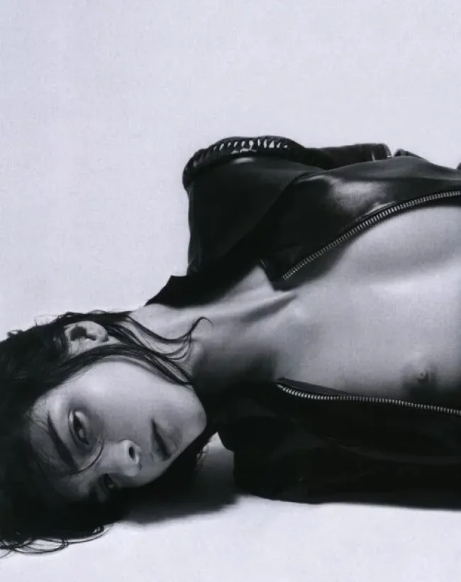 Ню ПростоИдеально, красивое