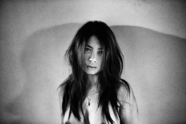 Photographer Akif Hakan Celebi, Erotique