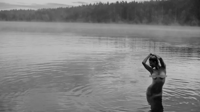 Photographer Дмитрий Каменский. группа -. инста - @kammmenskiy., Erotique