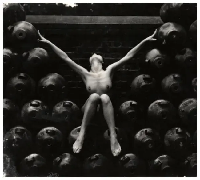 Photographer Yoshiyuki Iwase, Erotique