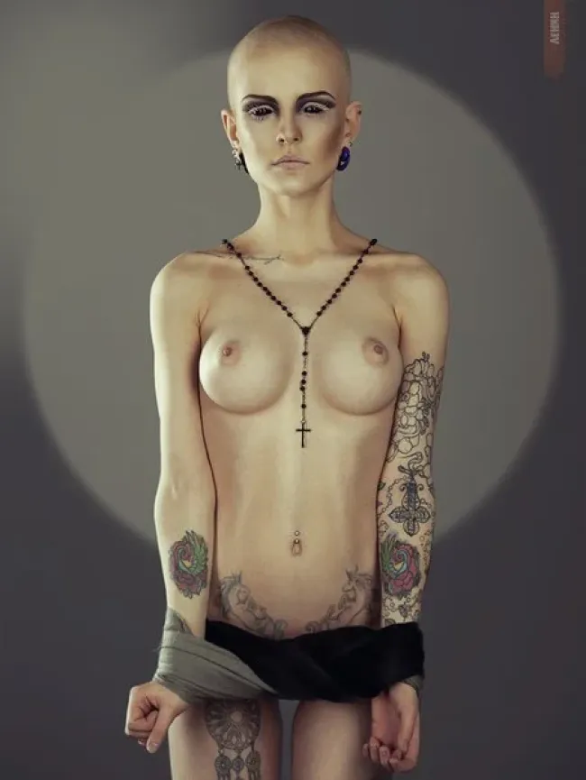 second skin..., Erotique