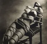 Ню : #БДСМ #ЧерноБелое #сиськи #сиськи, бдсм, сиськи, связывание