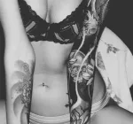 Ню #ЧерноБелое #белье #трусики#маленькиесиськи #ноги #ноги, белье, маленькиесиськи