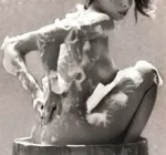 Ню сиськи, сиськи мокрая ЧерноБелое секси, мокрая, сиськи